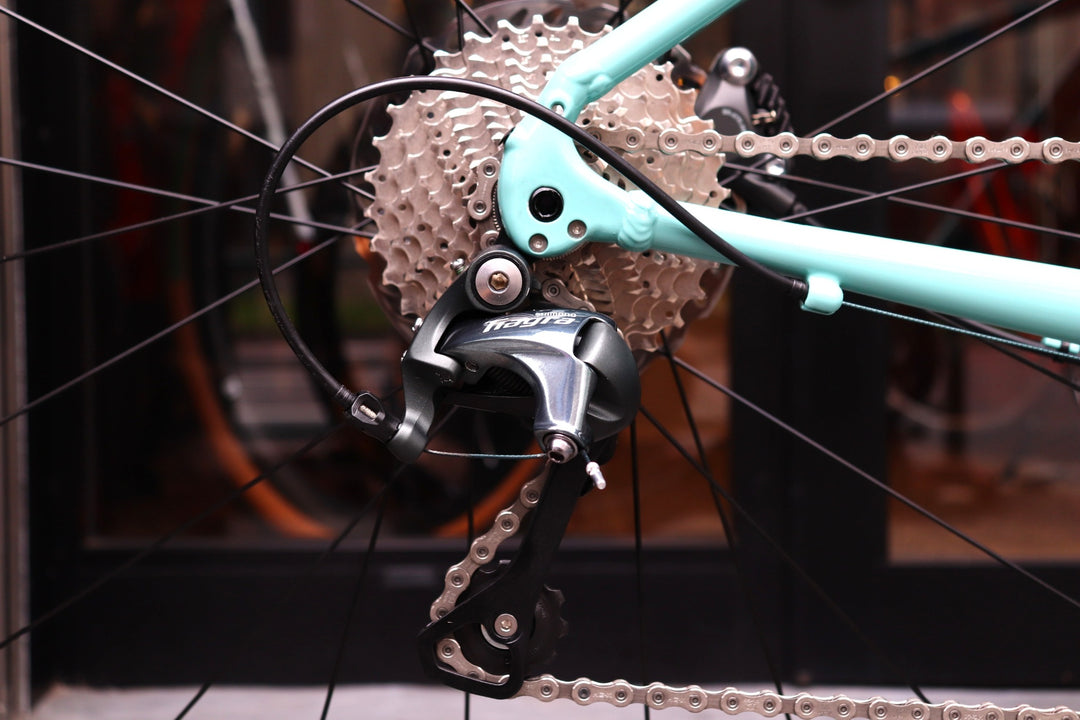 トレック TREK ドマーネ DOMANE AL4 DISC GEN3 2023モデル 44サイズ シマノ ティアグラ 4720 MIX 10S アルミ ロードバイク 【東京南麻布店】