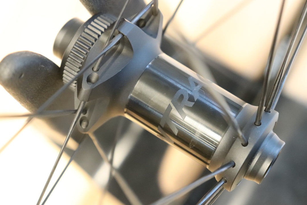 ボントレガー BONTRAGER アイオロス AEOLUS XXX4 TLR DISC カーボン チューブレスレディ ホイールセット シマノ 11S/12S 【さいたま浦和店】