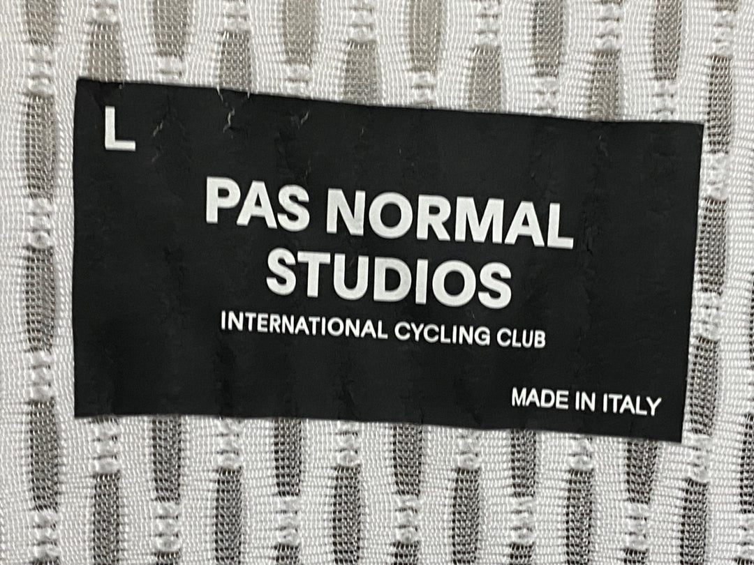 JY625 パスノーマルスタジオ PAS NORMAL STUDIOS Mechanism ビブショーツ 茶 L