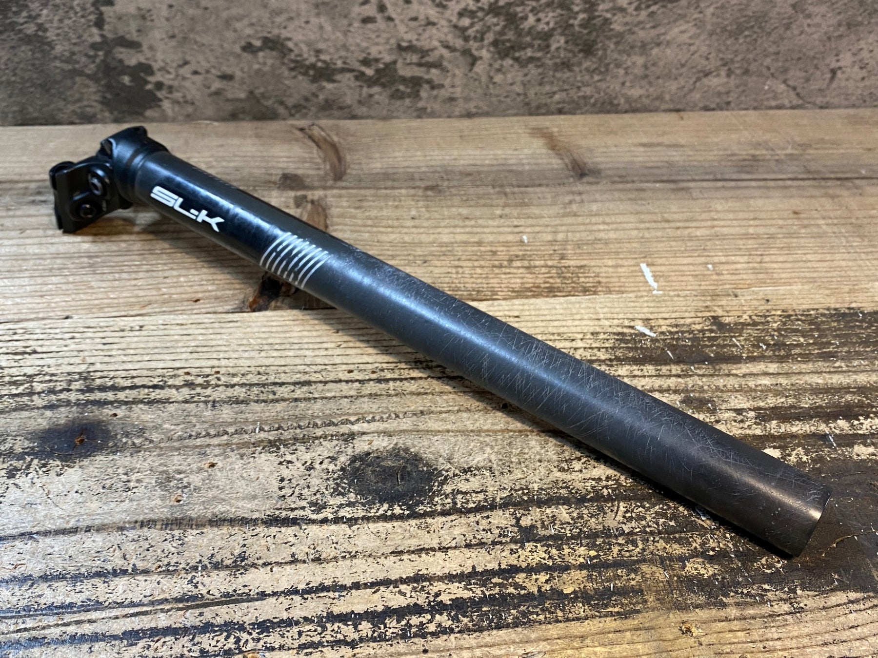 dPxSyr5e6YV9efenVj7m24FXackmki