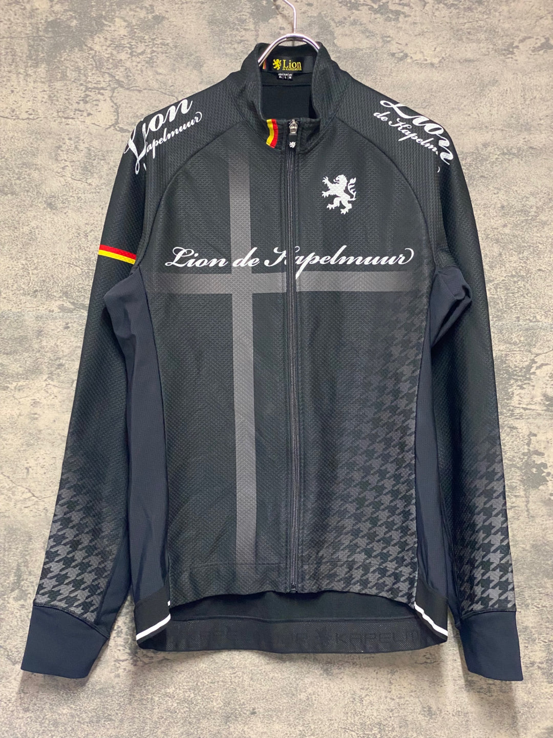 KN359 リオンドカペルミュール Lion de KAPELMUUR 長袖 サイクルジャージ 裏起毛 黒 XL
