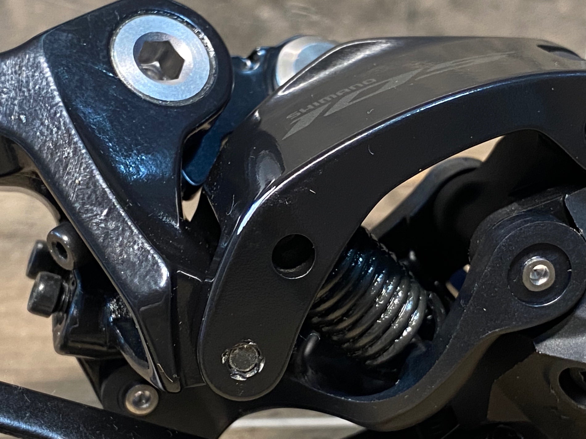 JJ338 シマノ SHIMANO 105 RD-R7100 リアディレイラー – BICI AMORE