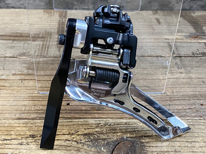 JK900 シマノ SHIMANO 105 FD-R7000 フロントディレイラー 直付 2s ※キャップ欠品
