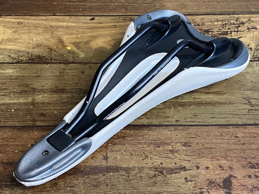 JQ426 セライタリア selle italia SLR GEL FLOW サドル 白 MANGANESEレール