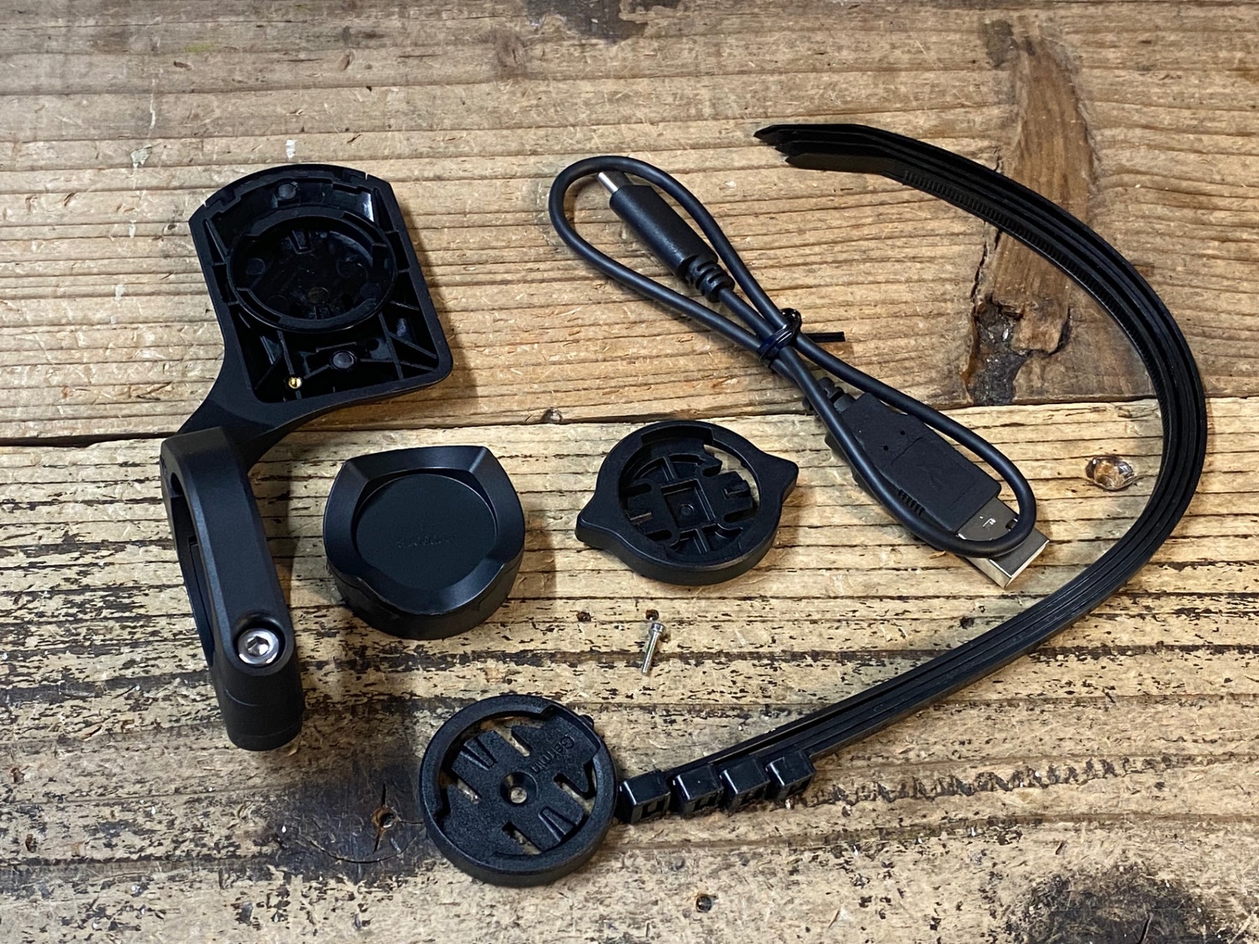 JU962 ワフー wahoo エレメントボルト ELEMNT BOLT WFCC5 V2 サイクル