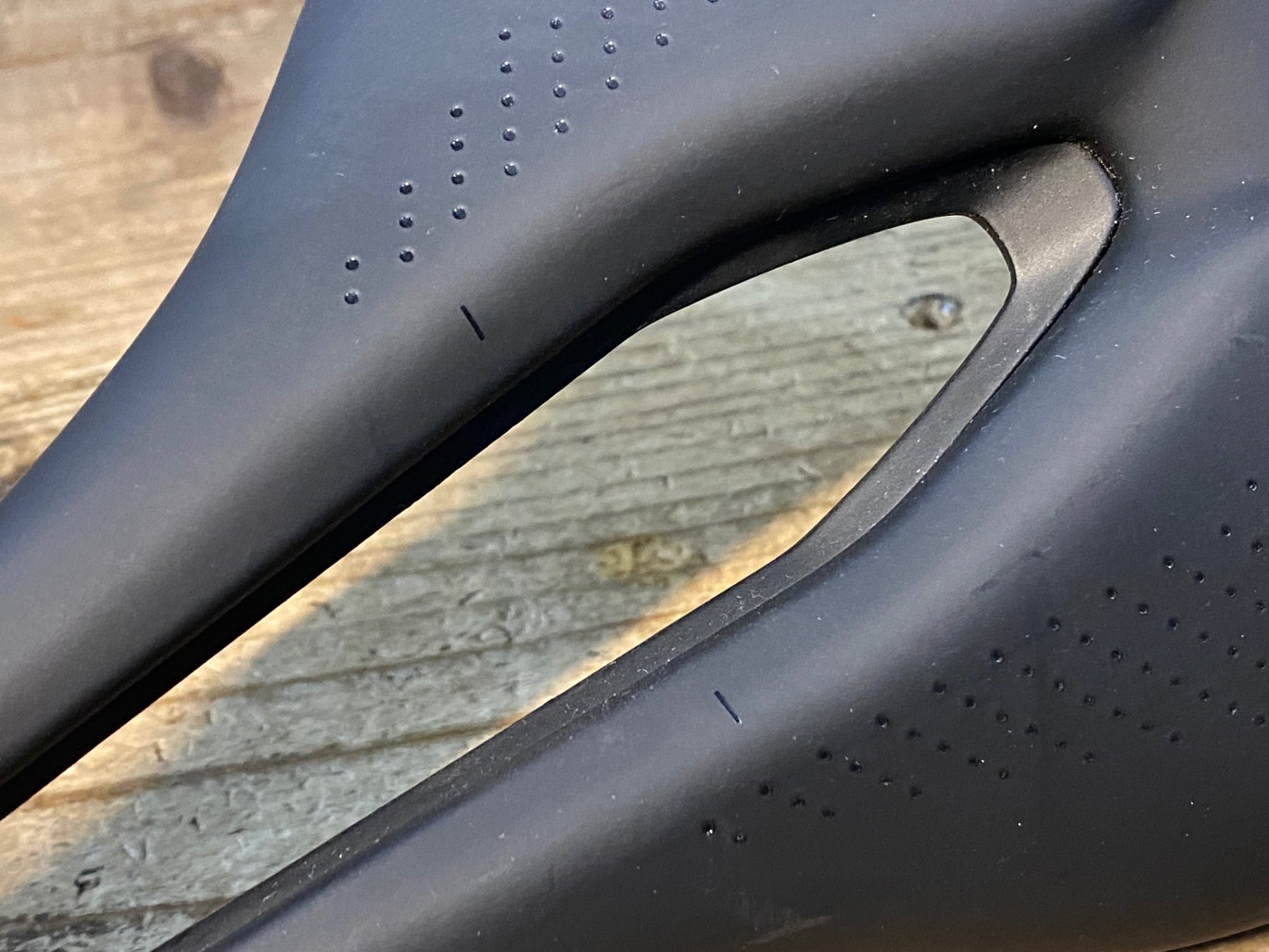 Specialized POWER サドル Hollow Tiレール 143mm JQ820 スペシャライズド SPECIALIZED POWER サドル 黒 143mm HOLLOW Ti