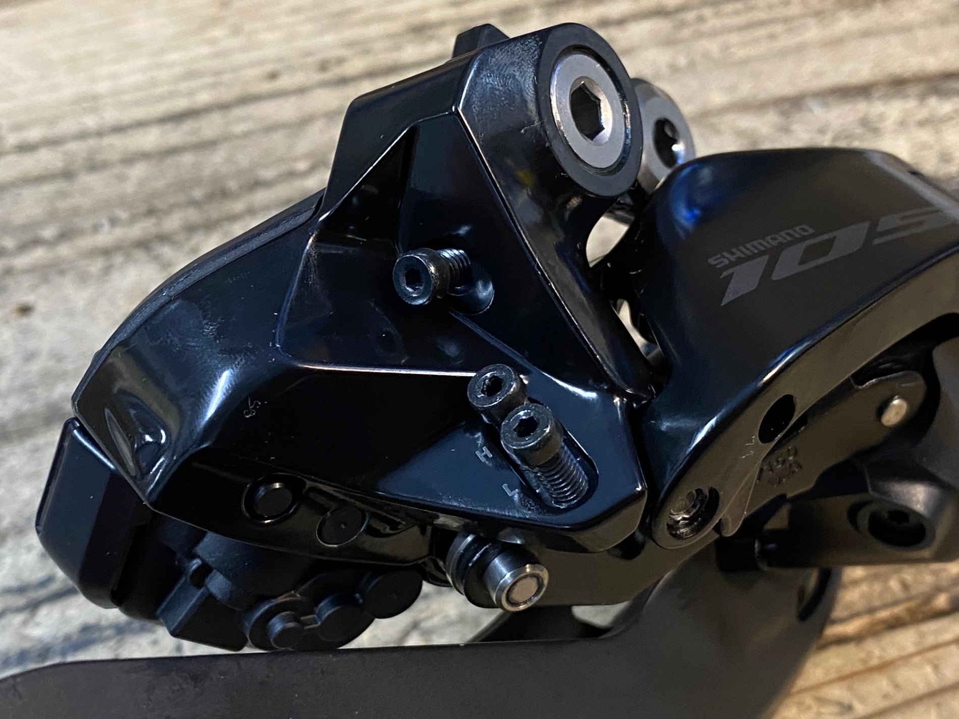 JV642 シマノ SHIMANO 105 RD-R7150 リアディレイラー 12s Di2 電動