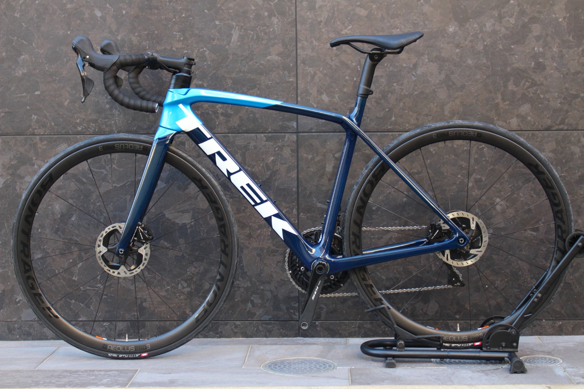トレック TREK エモンダ EMONDA SL5 DISC 2021年モデル 52サイズ