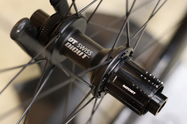 DT SWISS ARC1600 DICUT DB 50/62 カーボン チューブレスレディ ホイールセット シマノ11S/12S  【立川店】