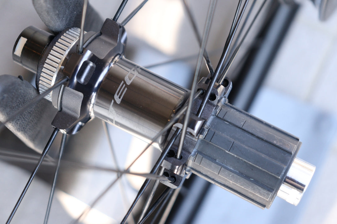 シマノ SHIMANO アルテグラ ULTEGRA WH-R8170-C36-TL カーボン チューブレスレディ ホイールセット シマノ11/12S 【横浜店】