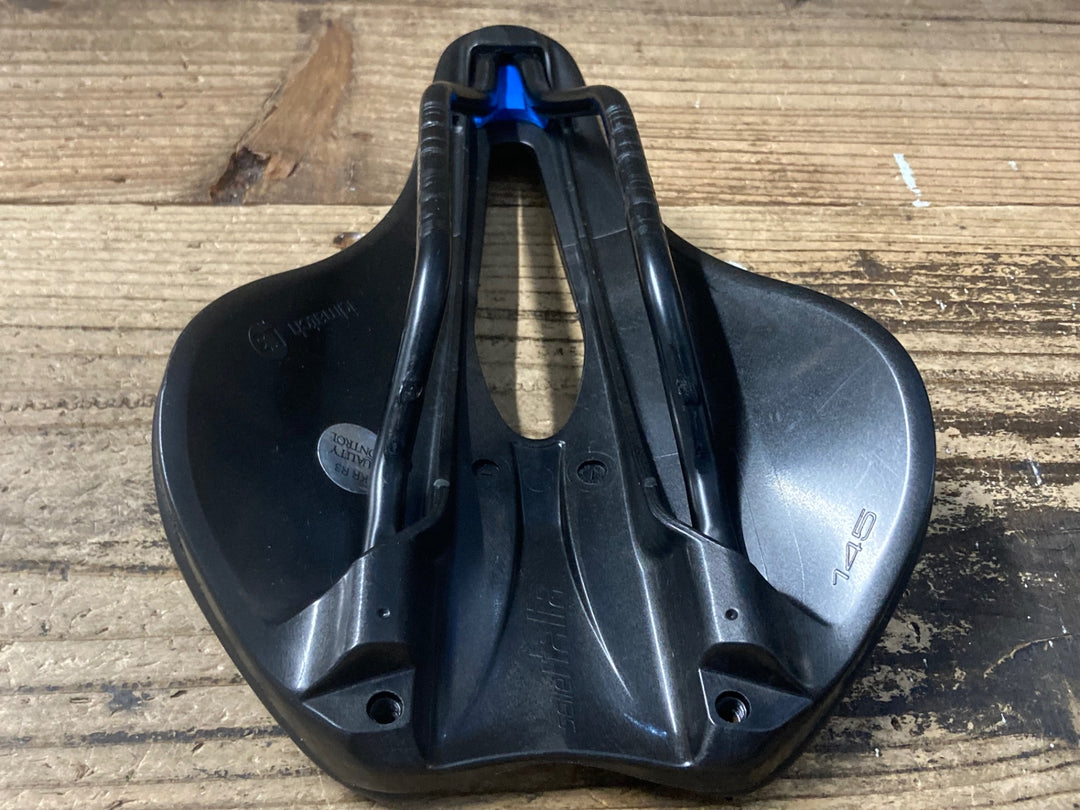 KM391 セライタリア selle italia BOOST NOVUS EVO サドル 黒 145mm