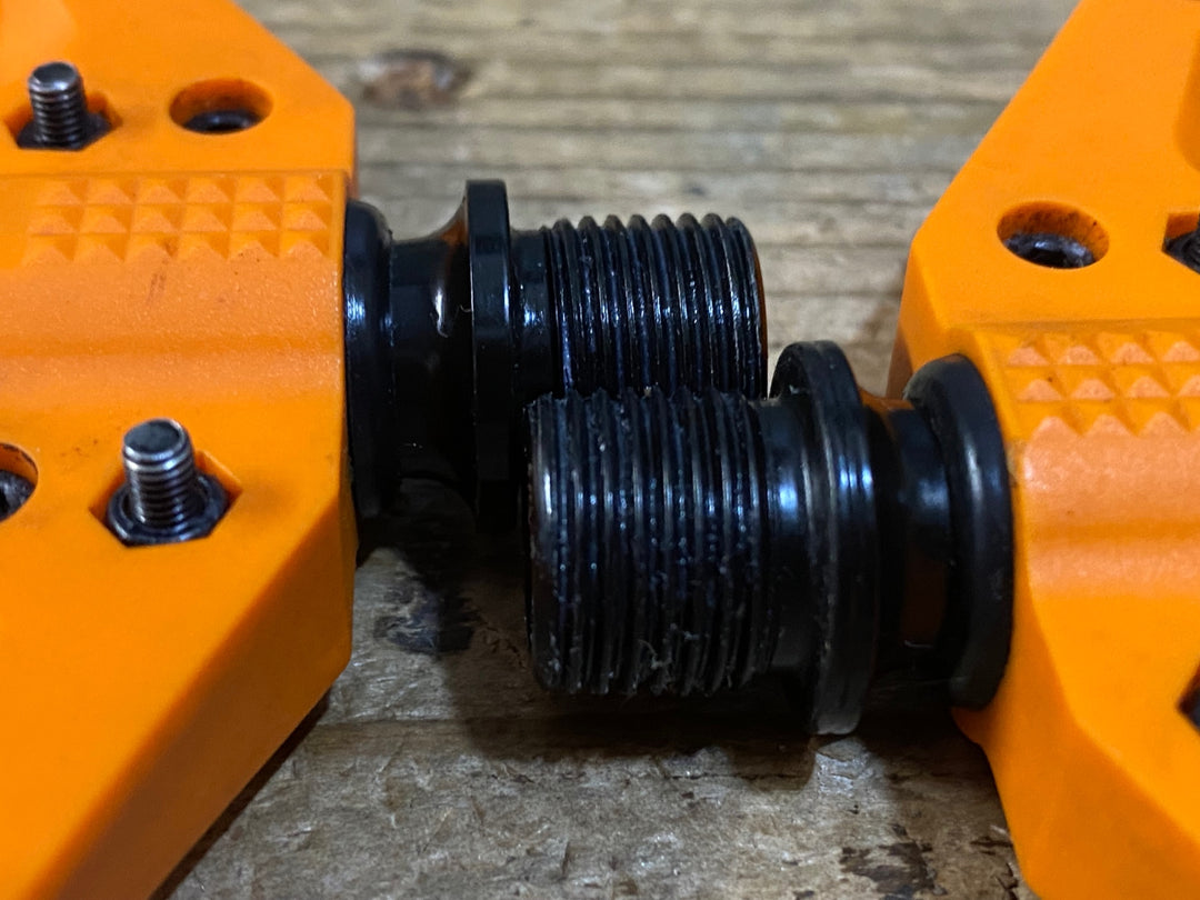 KK199 クランクブラザーズ crankbrothers スタンプ stamp1 フラットペダル オレンジ クロモリ