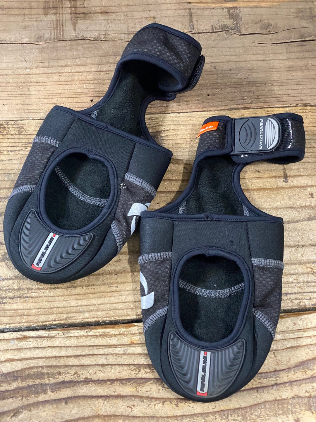 KG612 パールイズミ PEARL iZUMi トゥーカバー 裏起毛 黒 L ※擦れ,小穴