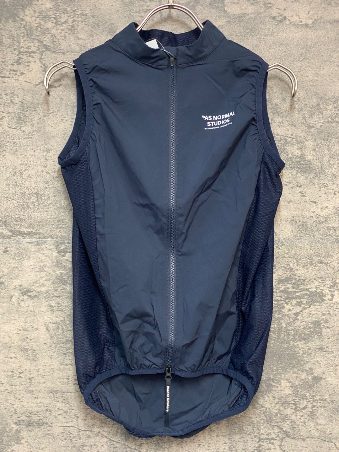 JY501 パスノーマルスタジオ PAS NORMAL STUDIOS Mechanism Stow Away Gilet ジレ サイクルベスト ネイビー XS
