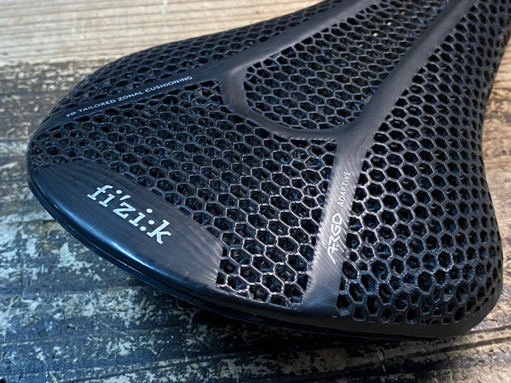 JJ406 フィジーク fizik Vento ARGO Adaptive R3 3D サドル Kiumレール 150mm