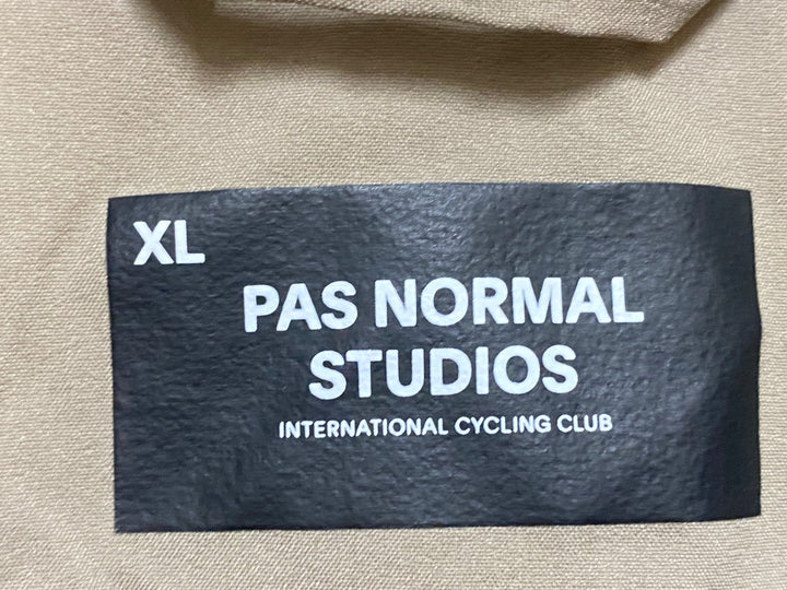 KQ977 パスノーマルスタジオ PAS NORMAL STUDIOS サイクルベスト ジレ 茶 XL
