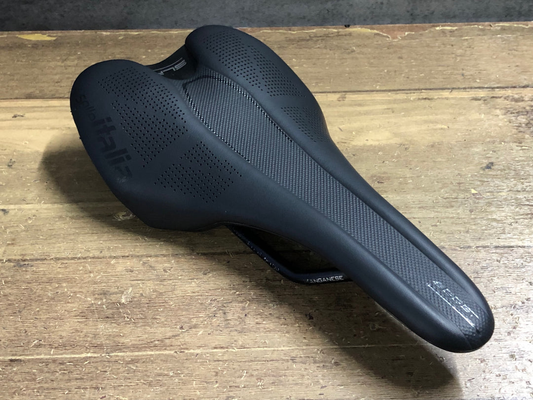 KM253 セライタリア SELLE ITALIA SLR BOOST サドル 黒 130mm MANAGNESE レール 黒
