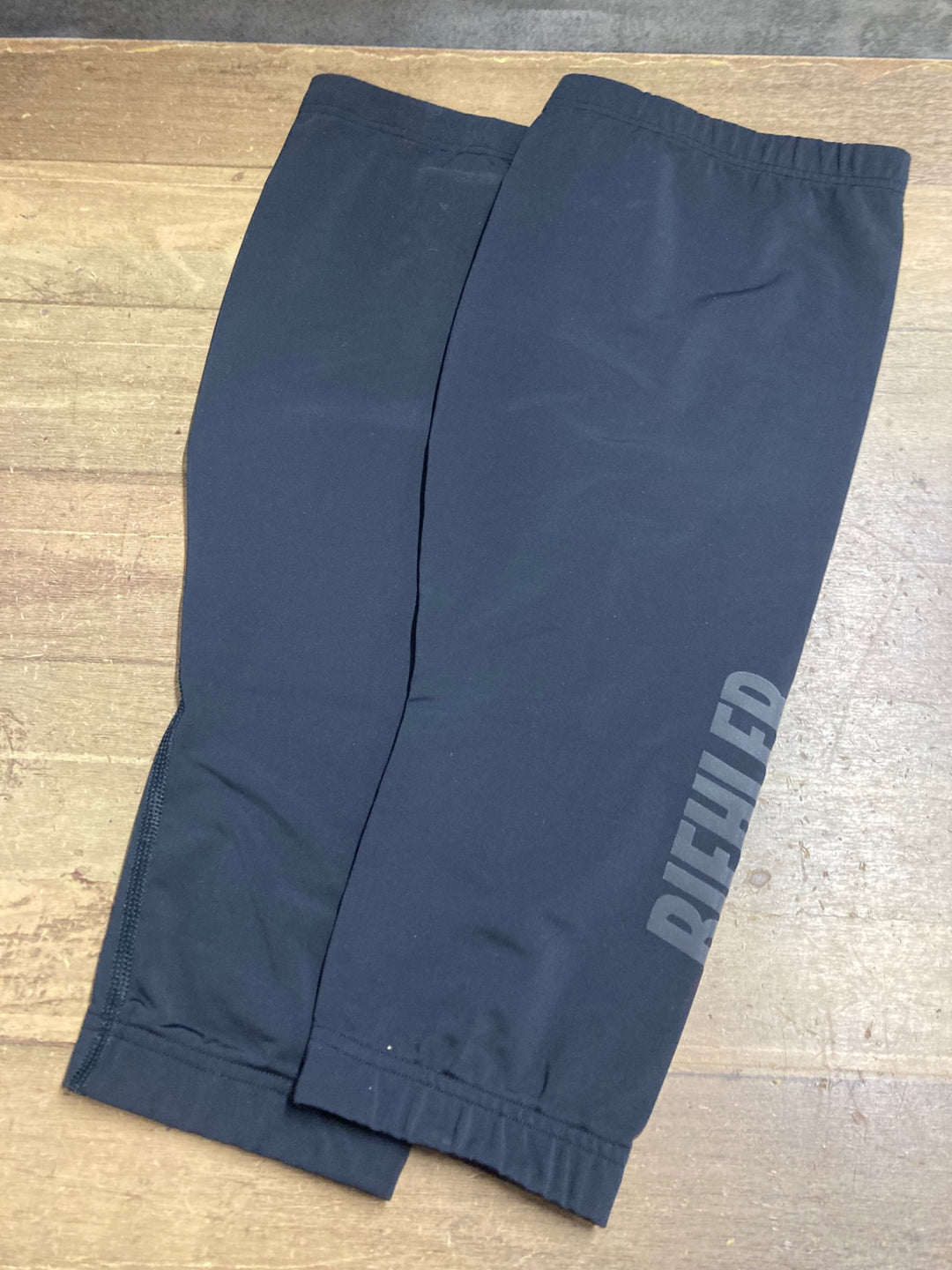 KD780 ビーラー BIEHLER レッグカバー 黒 S