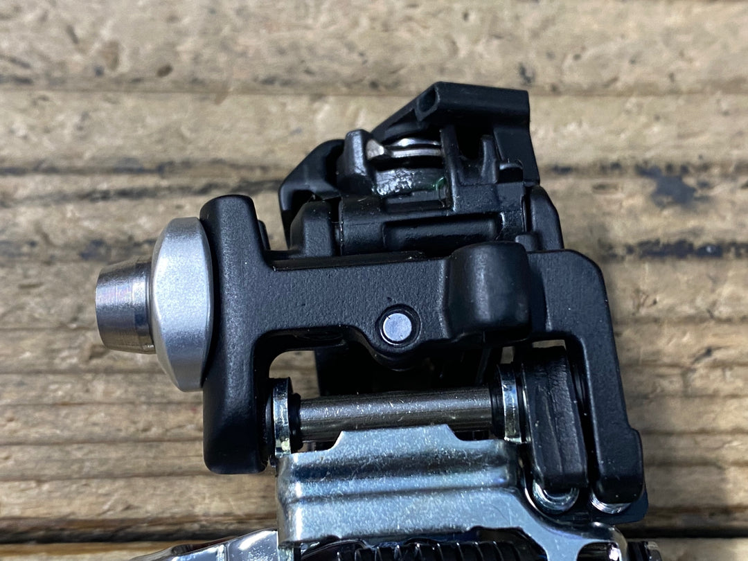 KF754 シマノ SHIMANO 105 FD-R7000 フロントディレイラー 直付 2s