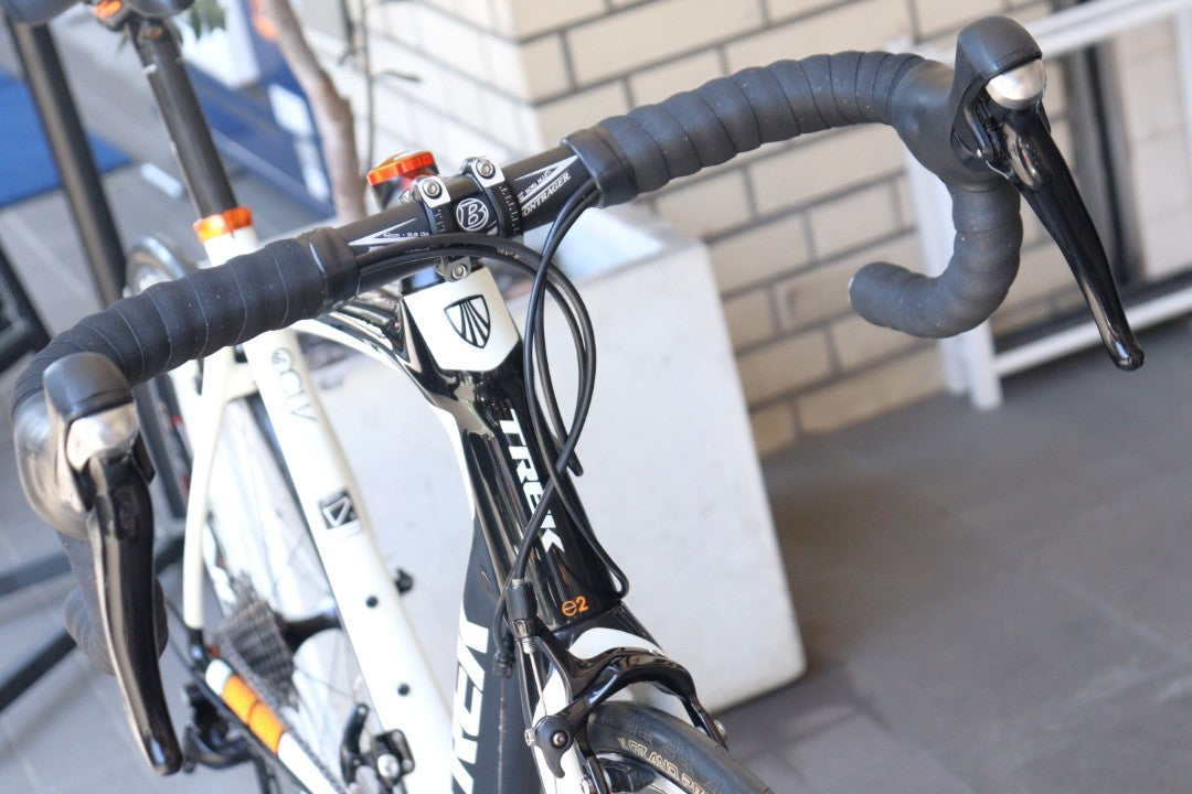 トレック TREK ドマーネ DOMANE 4.3 2015モデル 56 シマノ 105 5800 MIX 11S カーボン ロードバイク EASTON EA90 SLX 【横浜店】
