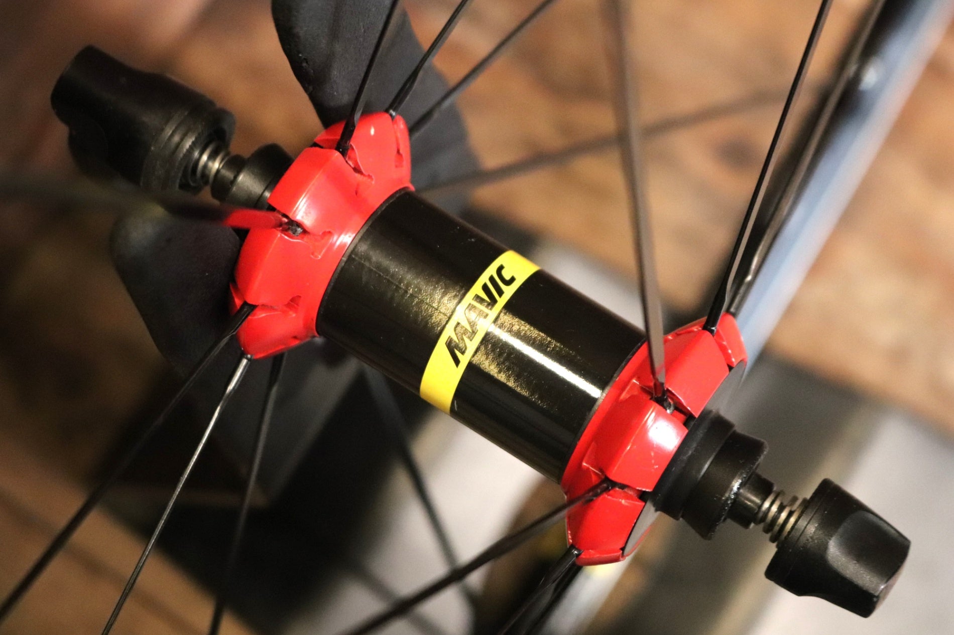 キシリウムエリートust リアのみ プライスダウン開始】マビック MAVIC キシリウムエリート KSYRIUM