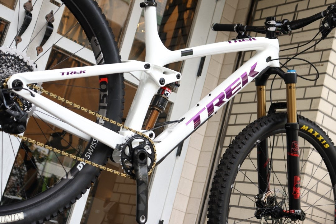 トレック　TREK　フューエルEＸ9 マウンテンバイク ホワイト 26インチ TREK 「トレック」 FUEL EX NINE 2010モデル マウンテンバイク