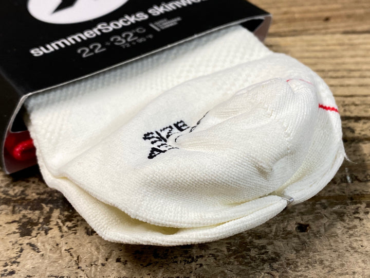 JQ208 アソス assos summerSocks skinweb サイクルソックス 白 2