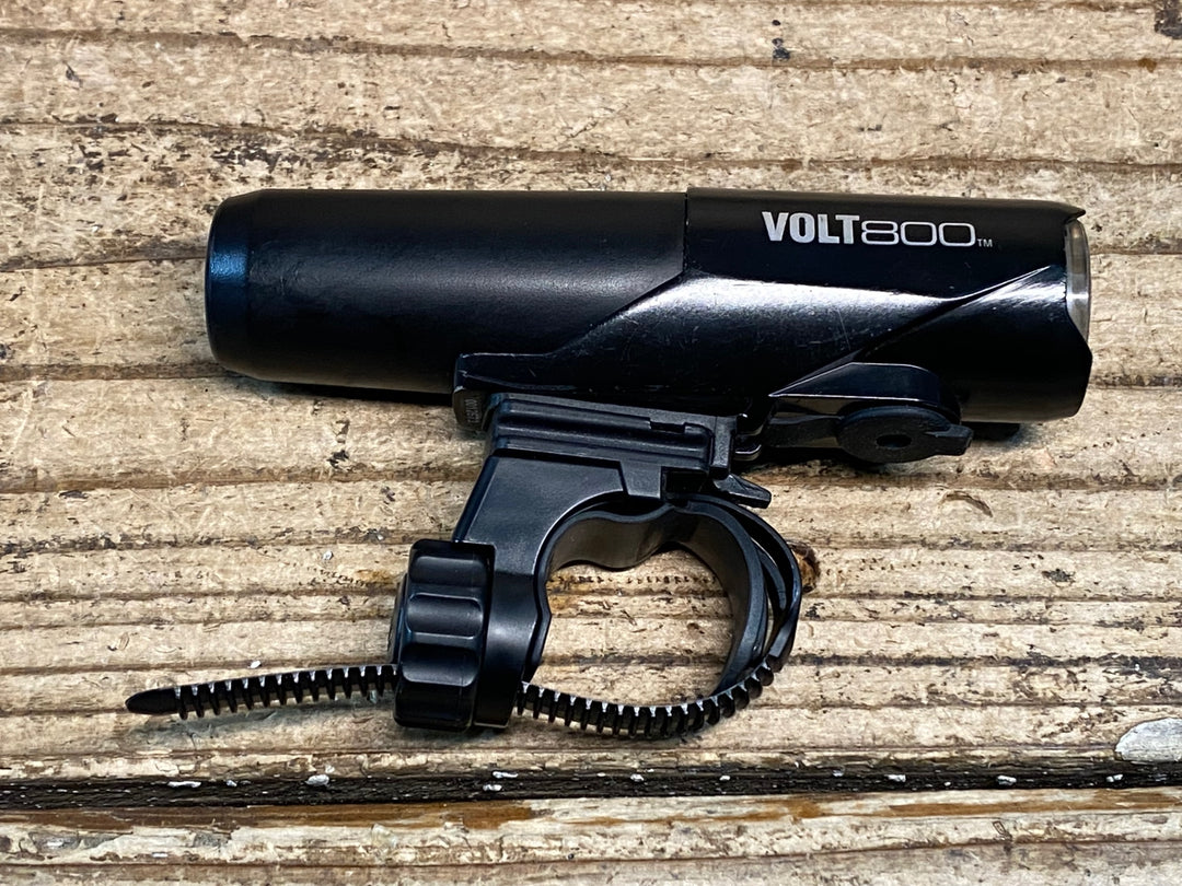 JN911 キャットアイ CATEYE ボルト VOLT 800 フロントライト 点灯確認済