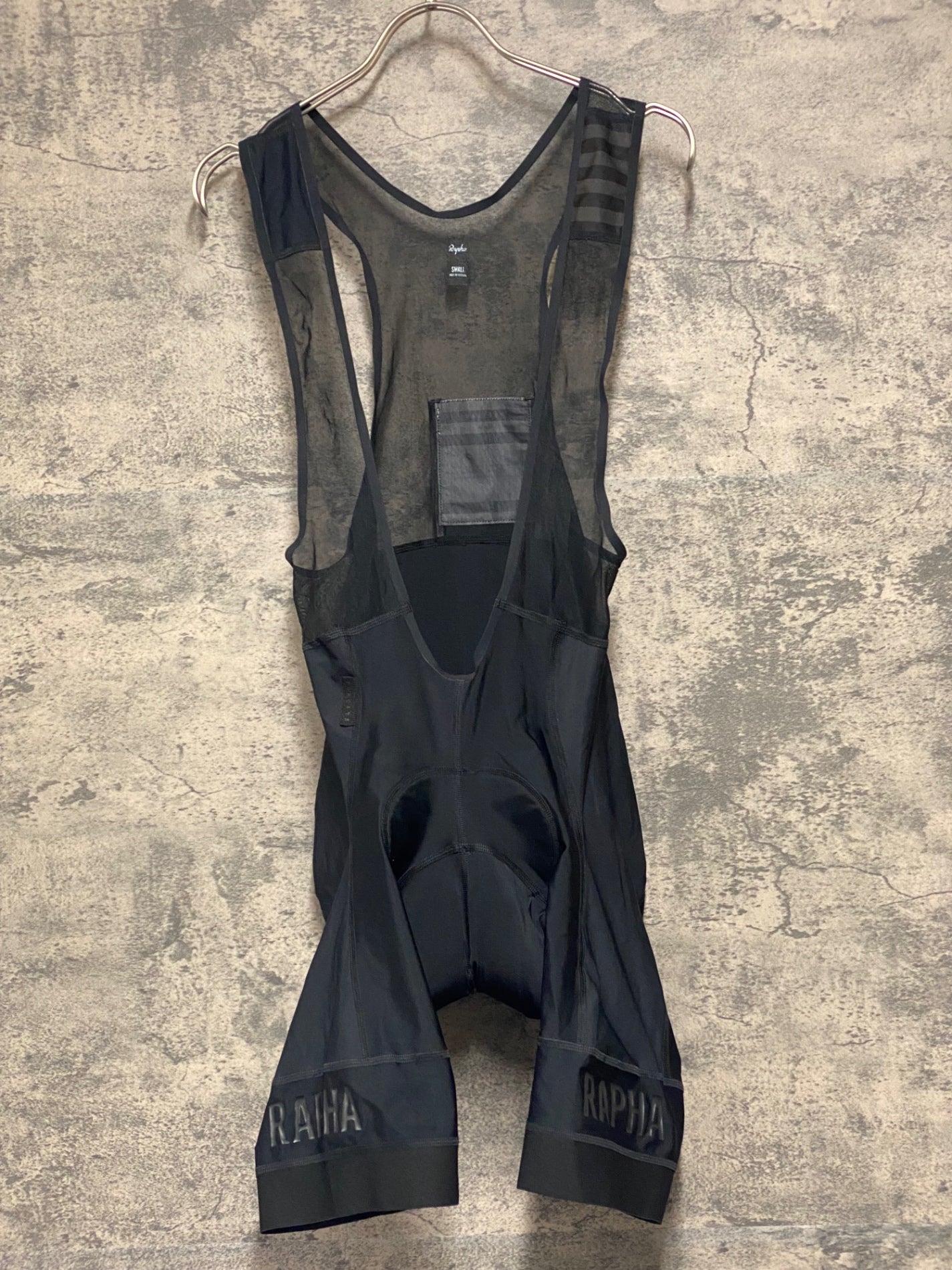 【jeys2000 】Rapha Hardshell レディースビブ Women's cycling jackets | Guides | Rapha