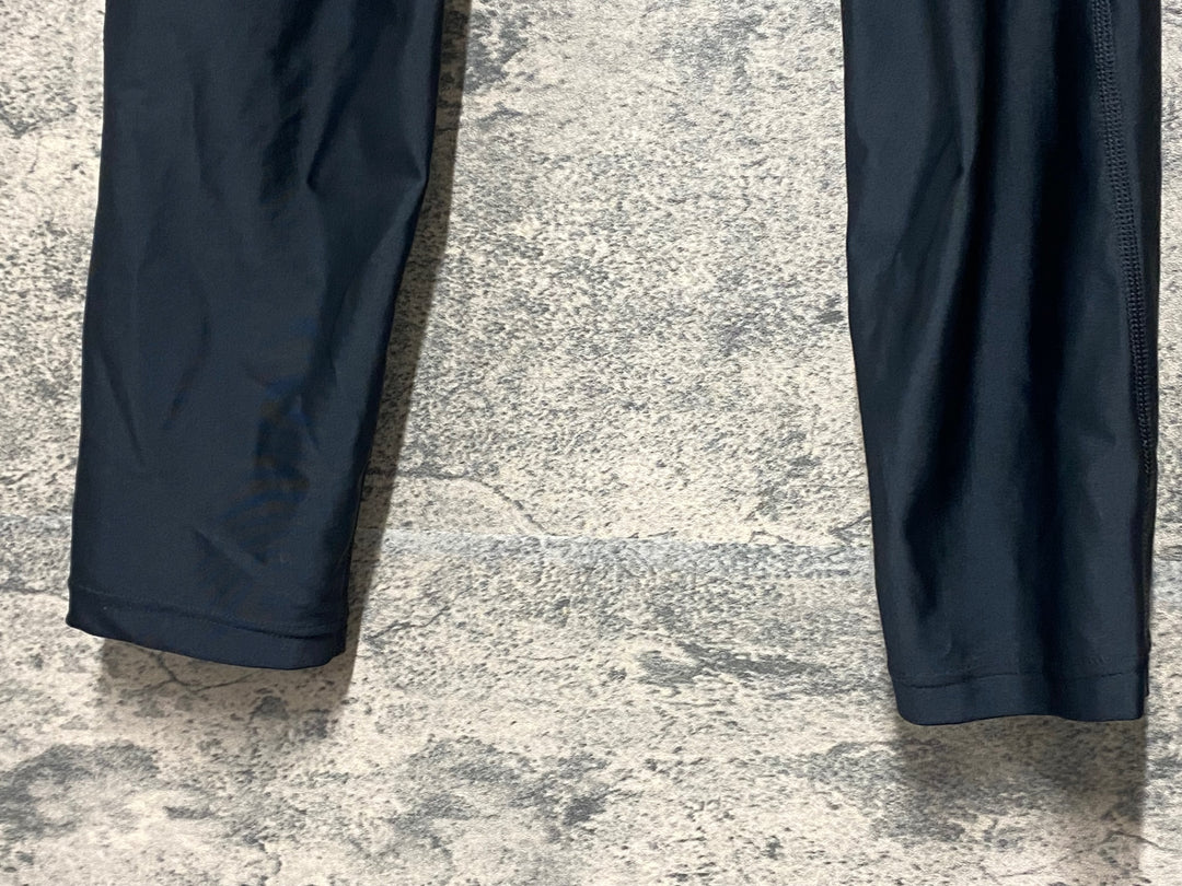 KA887 カペルミュール KAPELMUUR レーサータイツ XL 黒