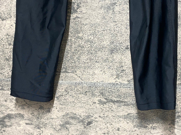 KA887 カペルミュール KAPELMUUR レーサータイツ XL 黒