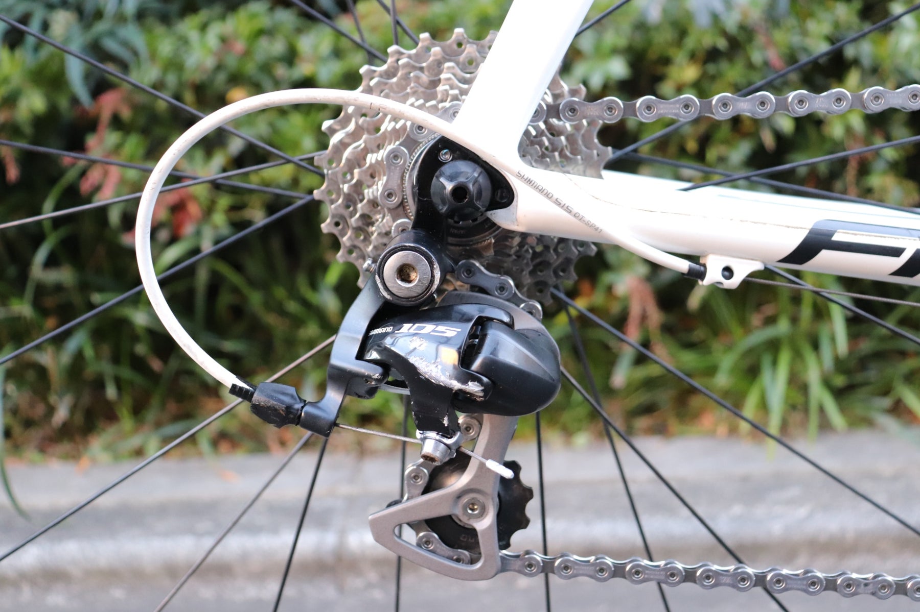 ピナレロ PINARELLO FP2 CARBON 2011年 510サイズ シマノ 105 5700 10S