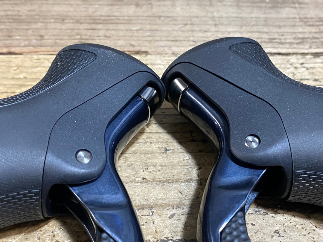 KF042 シマノ SHIMANO アルテグラ ULTEGRA ST-6870 電動 Di2 STIレバー 2x11S 未使用品