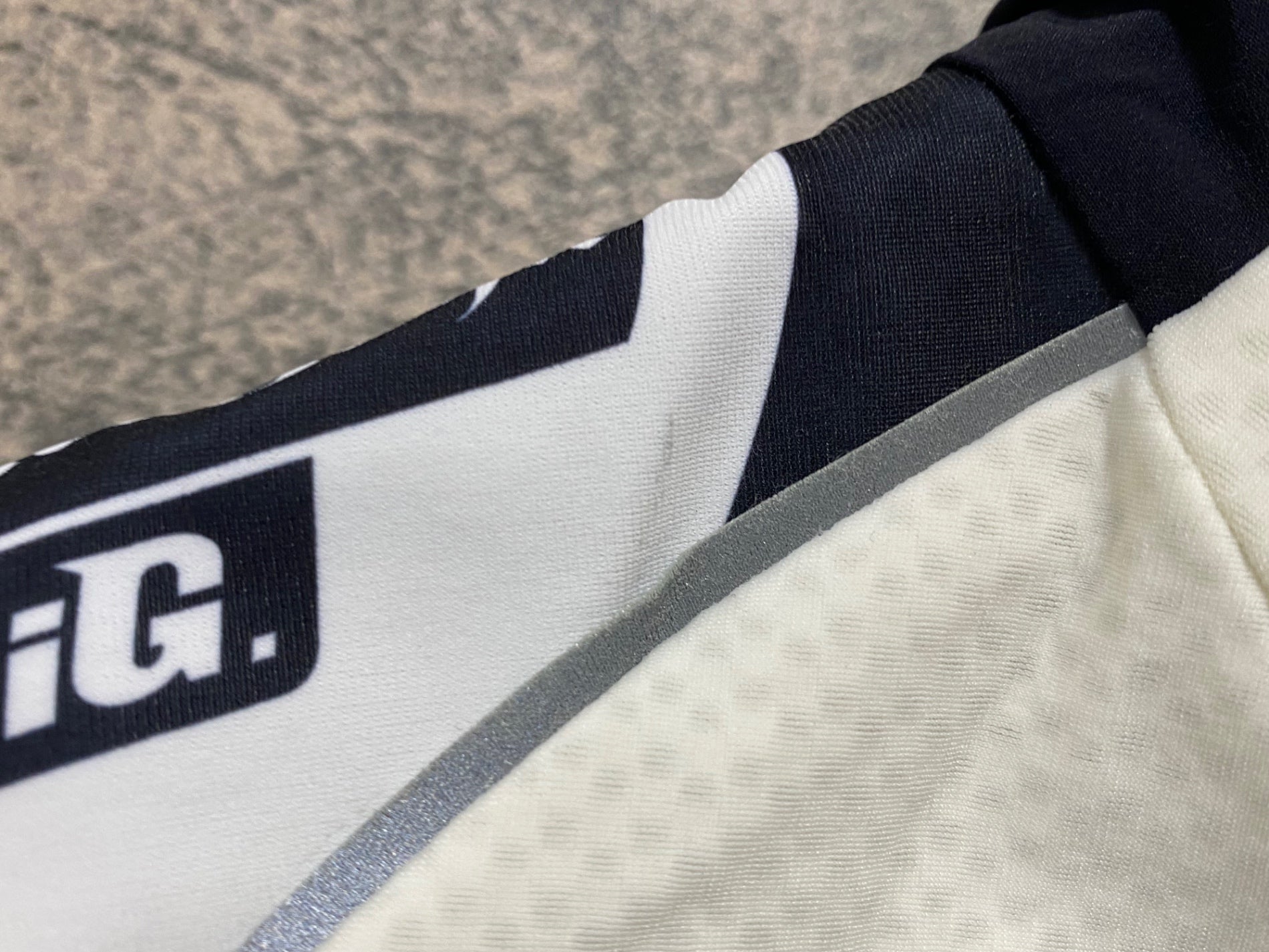 KC491 アソス assos iG.falkenZahn ベスト ジレ 白黒 M 裏起毛 – BICI