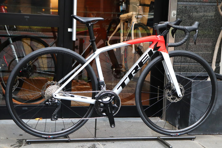 【RSLハンドル装着！】 トレック TREK エモンダ EMONDA SL6 Di2 2023モデル 50サイズ シマノ 105 R7170 Di2 12S カーボン ロードバイク 【東京南麻布店】