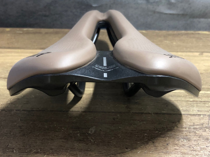 KA460 セライタリア selle italia NOVUS EVO GRAVEL サドル 茶 145mm MANGANESE