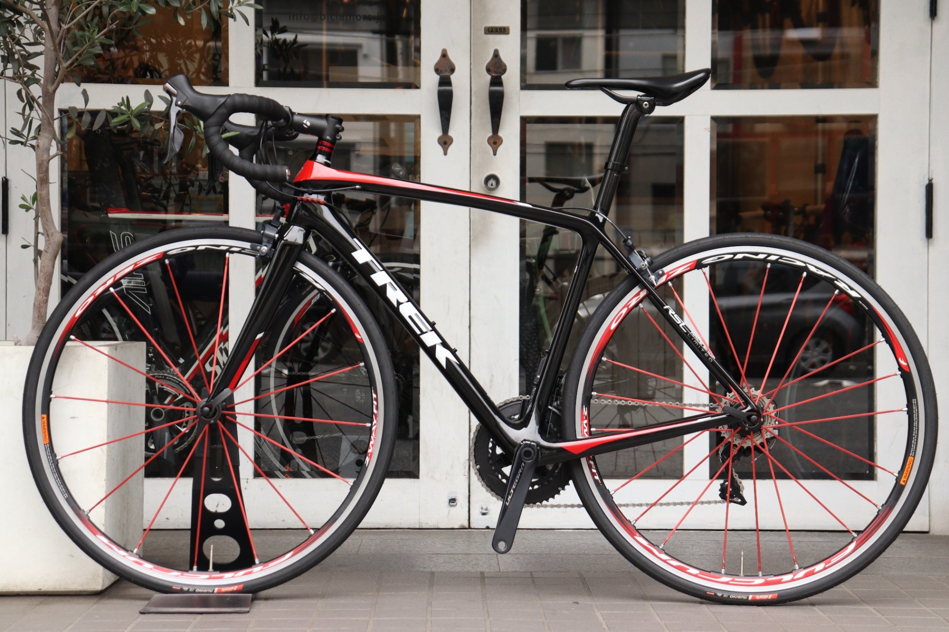 トレック TREK エモンダ EMONDA SLR RSL 2018モデル 54サイズ シマノ