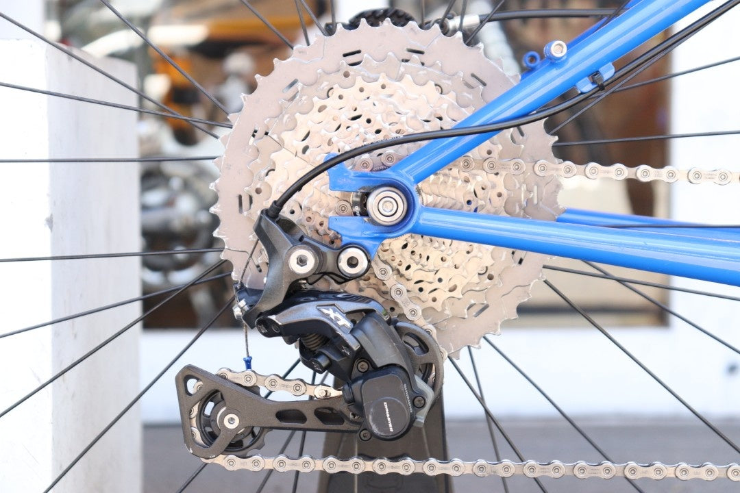 サーリー SURLY カラテモンキー KARATE MONKEY 27.5 PLUS 2023モデル SMサイズ シマノ XT M8000 MIX 11S クロモリ MTB ハードテイル 【横浜店】