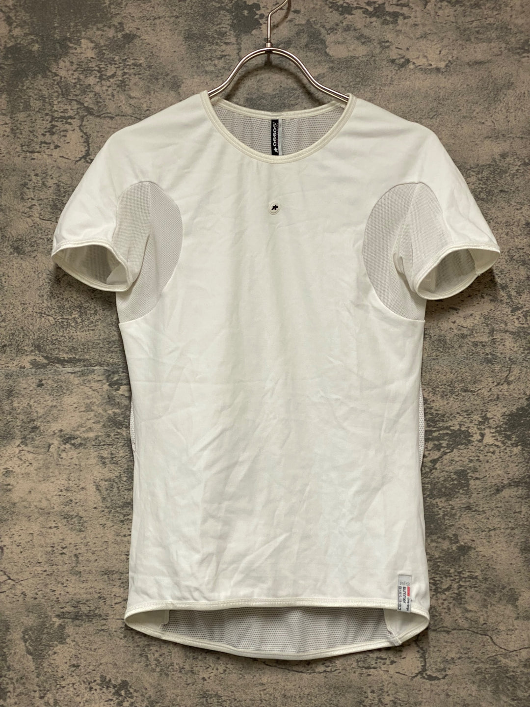 KC810 アソス assos INTERACTIVE BODY INSULATORS SUMMER SS 半袖 ベースレイヤー 白 M