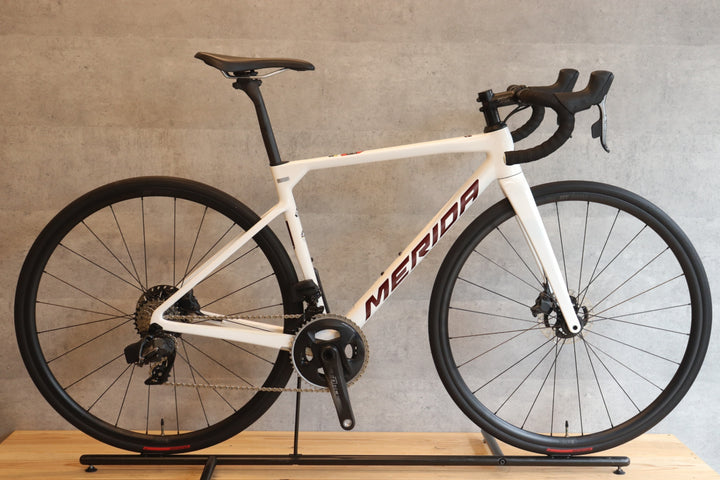 決算SALE メリダ MERIDA スクルトゥーラ SCULTURA 8000 2025モデル XSサイズ SRAM FORCE e-Tap AXS 12S カーボン ロードバイク 【さいたま浦和店】