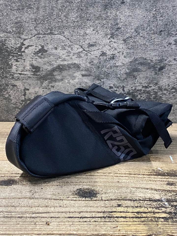 KE091 R250 サドルバッグ