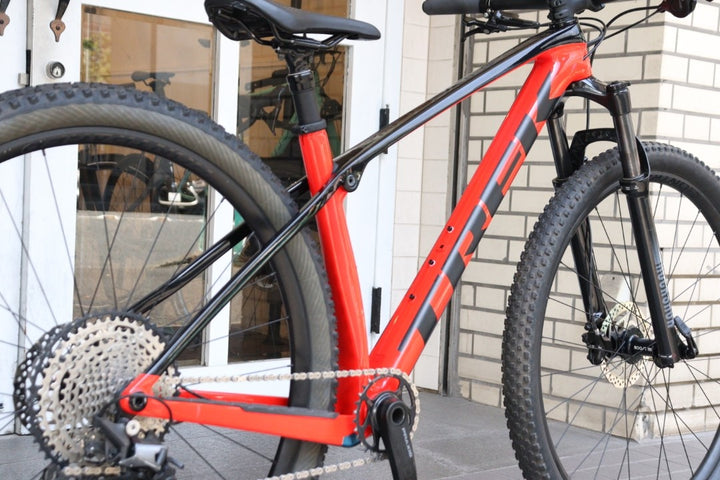 トレック TREK プロキャリバー PROCALIBVER 9.5 Gen2 2022モデル Mサイズ シマノ デオーレ M6100 MIX 12S カーボン ハードテイル MTB 【横浜店】