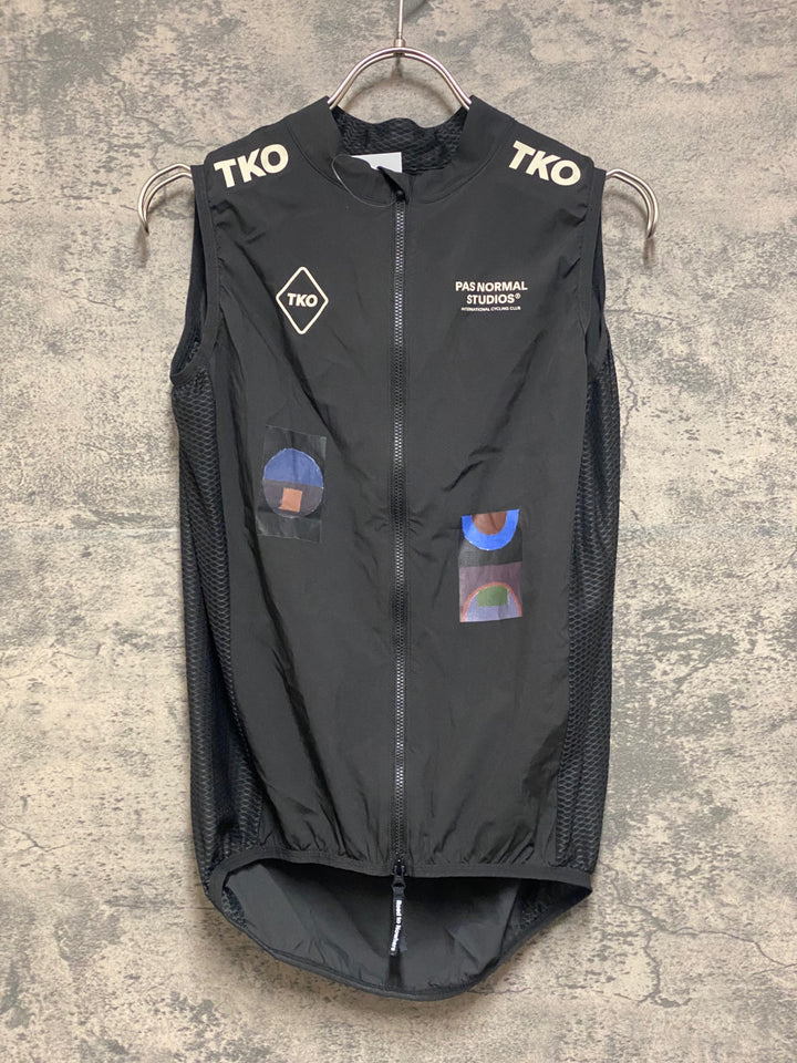 JR932 パスノーマルスタジオ PAS NORMAL STUDIOS T.K.O. Mechanism Stow Away Gilet ジレ サイクルベスト 黒 M