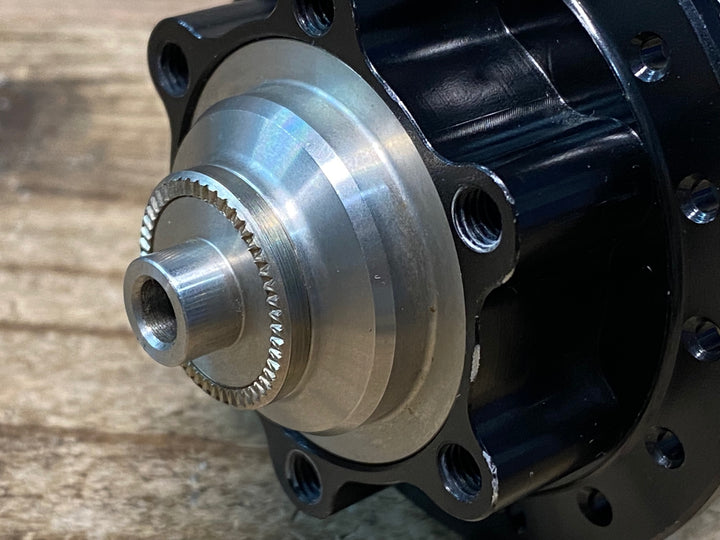 JM180 DT SWISS HuGI FR フロントハブ QR 100mm 6BOLT 32H