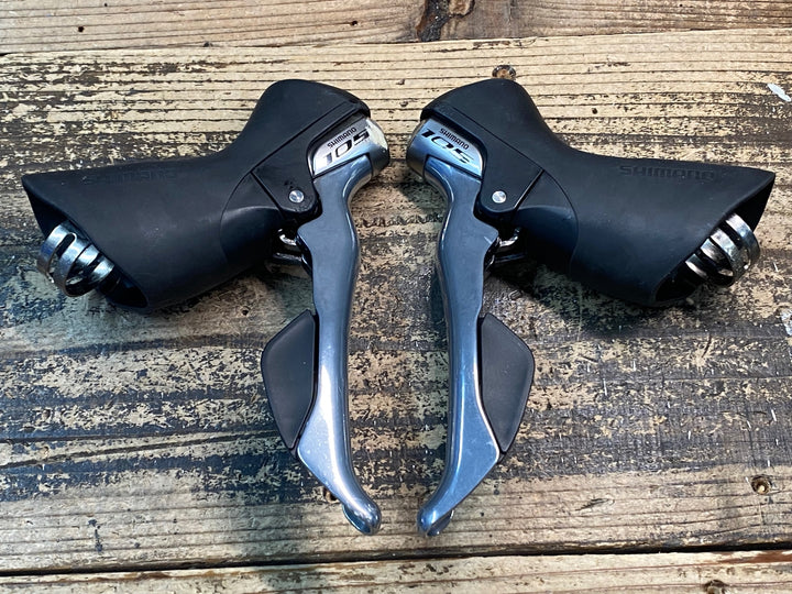 JI775 シマノ SHIMANO 105 ST-5800 11S シルバー STIレバー 左右セット