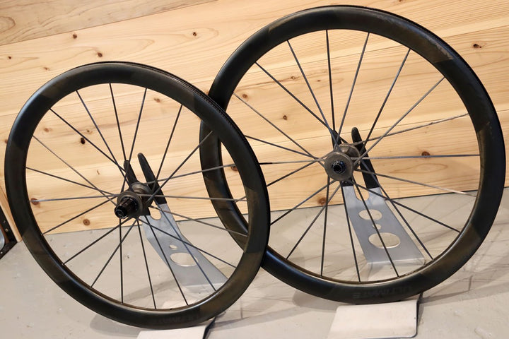 マヴィック MAVIC コスミック アルティメイト Cosmic Ultimate 45 UST Disc 鬼ベアリング仕様 カーボン ホイールセット シマノ11/12s 【千葉店】