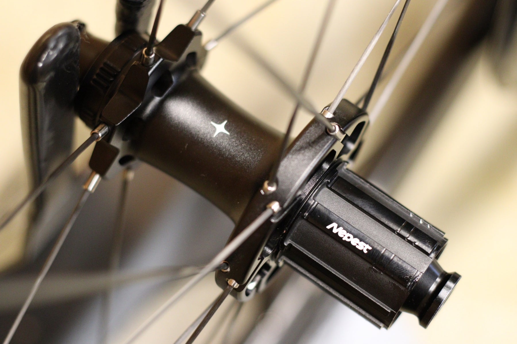 ネペスト NEPEST ノヴァ NOVA X 45/55 カーボン チューブレスレディ