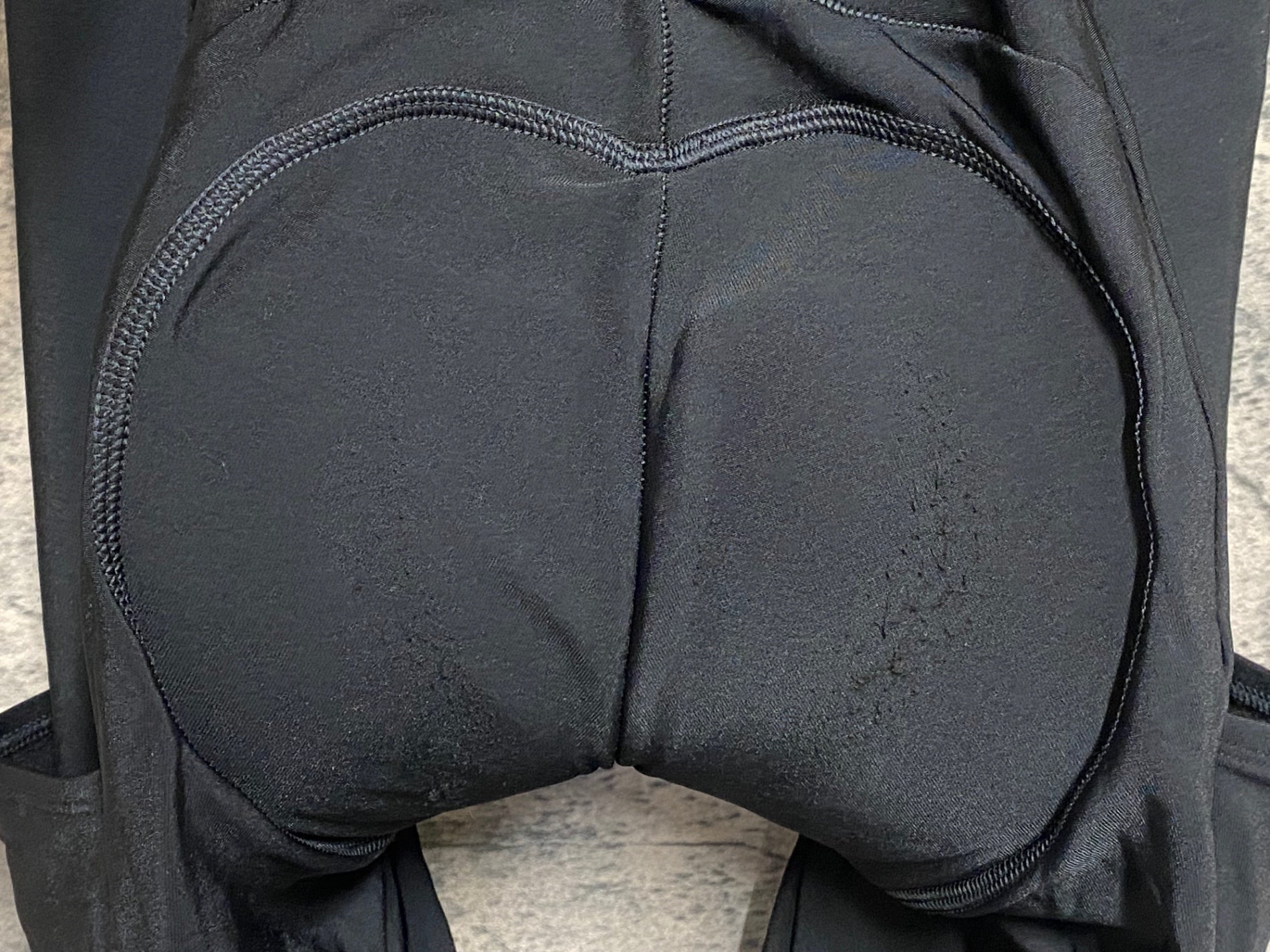 JP936 ラファ Rapha CORE CARGO WINTER TIGHTS WITH PAD ビブタイツ 黒