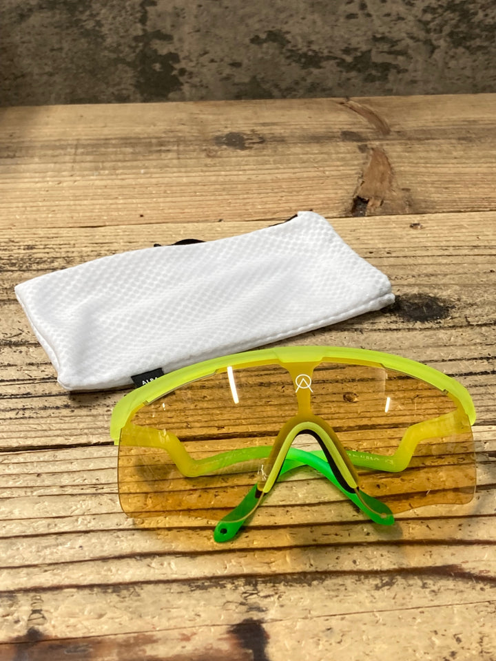 KM756 アルバオプティクス ALBA OPTICS DELTA サングラス アイウェア 黄緑