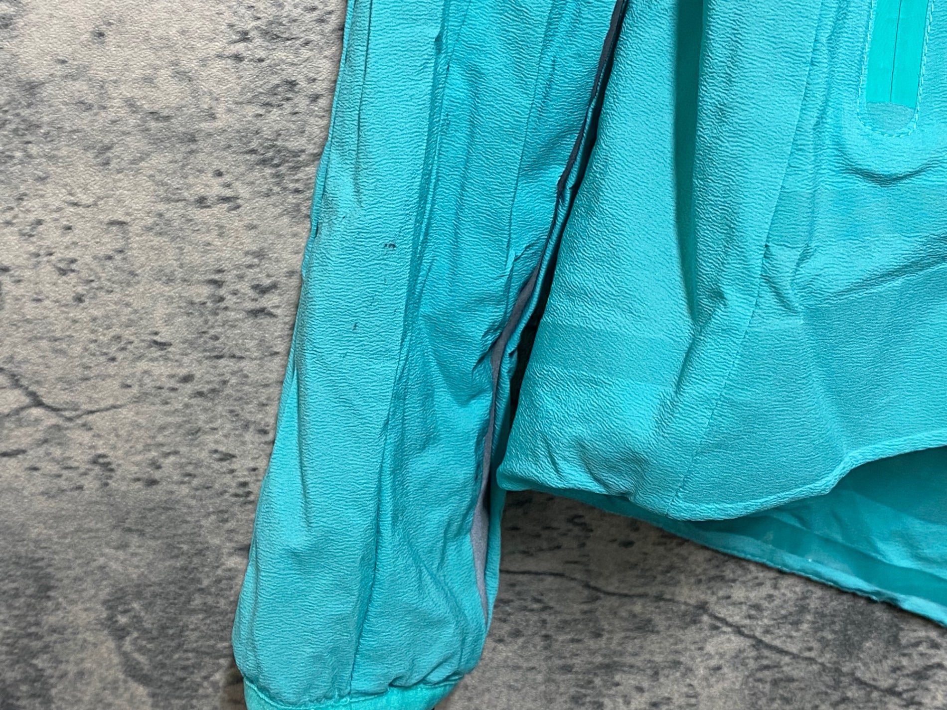 JM663 ラファ Rapha CLASSIC WIND JACKET 長袖 ウィンドブレーカー